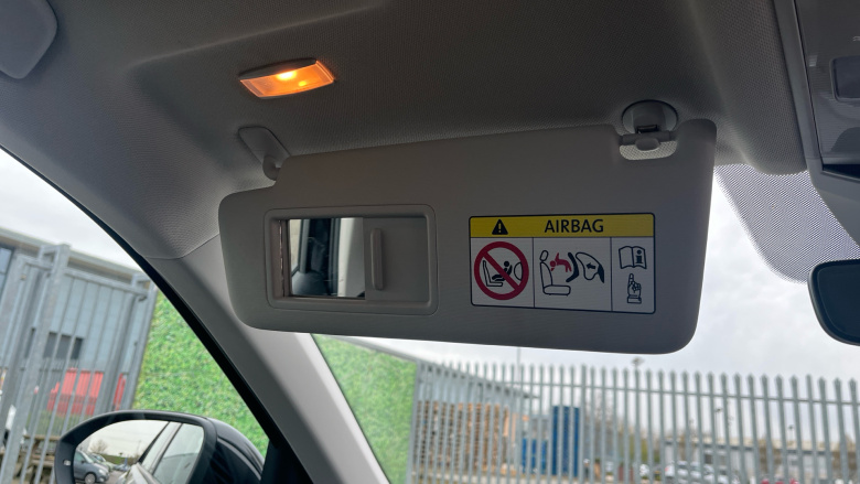 Volkswagen T-Roc 1.5 TSI Life 5dr Petrol Hatchback